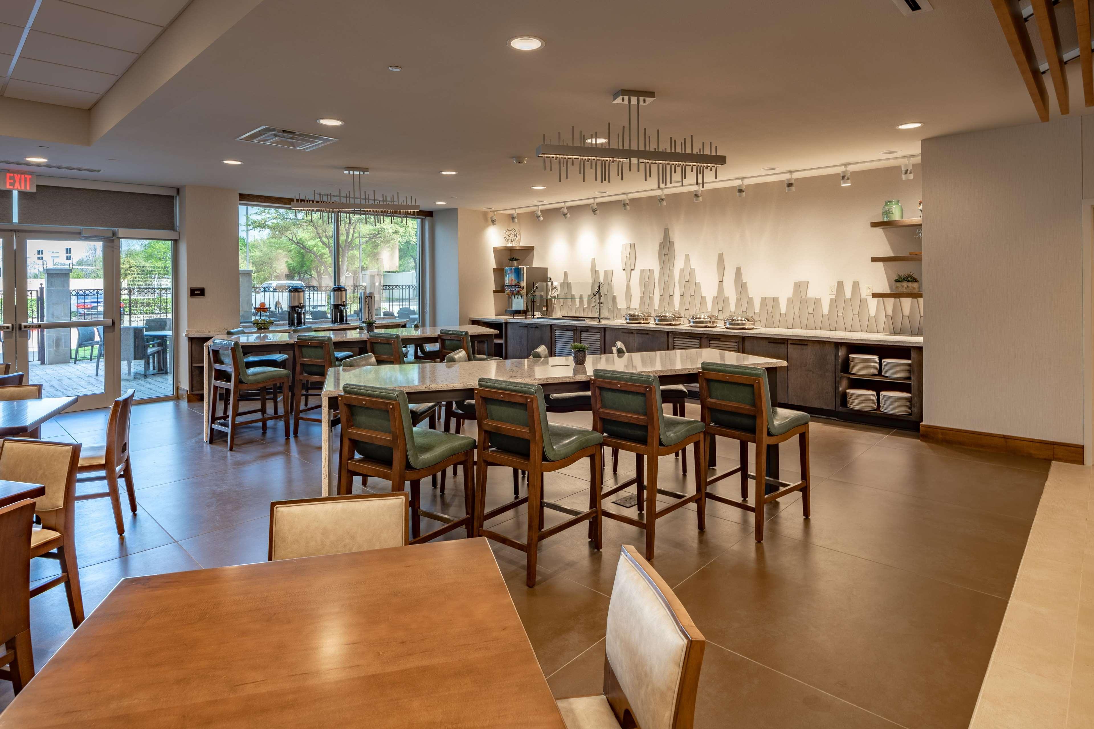 Doubletree By Hilton Dallas-Фармерс-Бранч Экстерьер фото