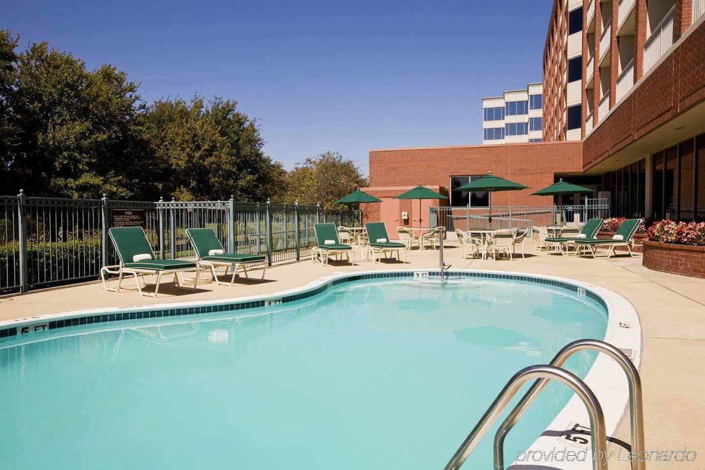 Doubletree By Hilton Dallas-Фармерс-Бранч Экстерьер фото